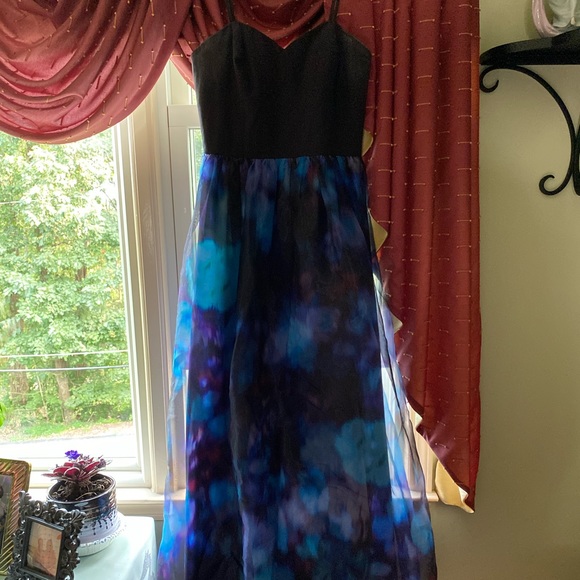 Aiden mattox ball gown - Picture 3 of 8